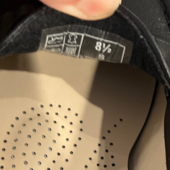 SAS Black Leather Loafers - Picture 7 of 7